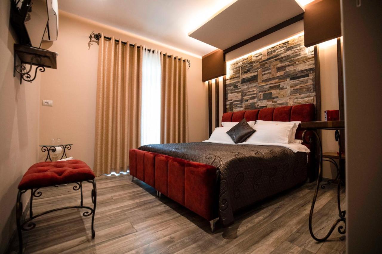 Vila Eden Boutique Hotel Korce Eksteriør billede