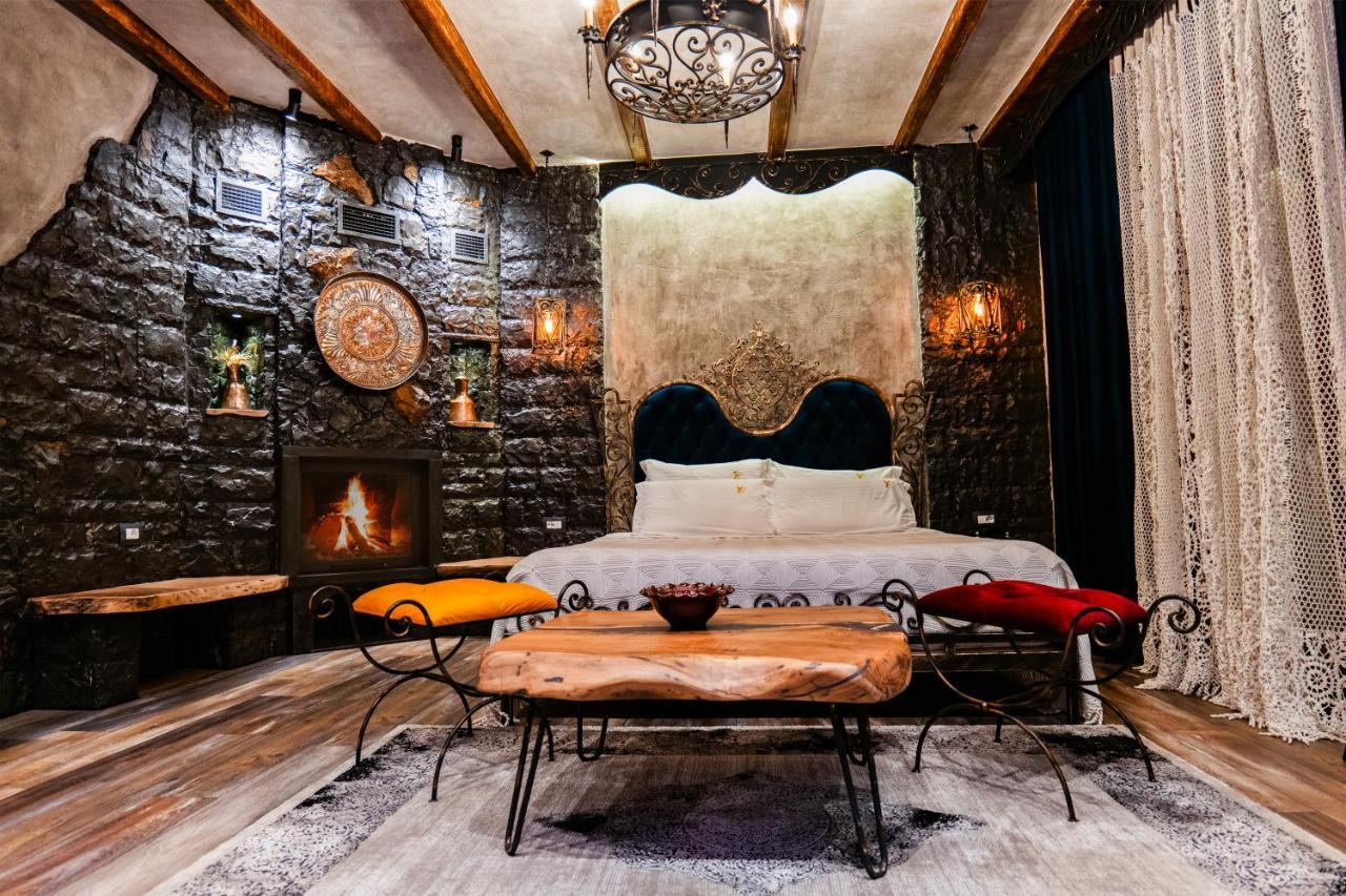 Vila Eden Boutique Hotel Korce Eksteriør billede