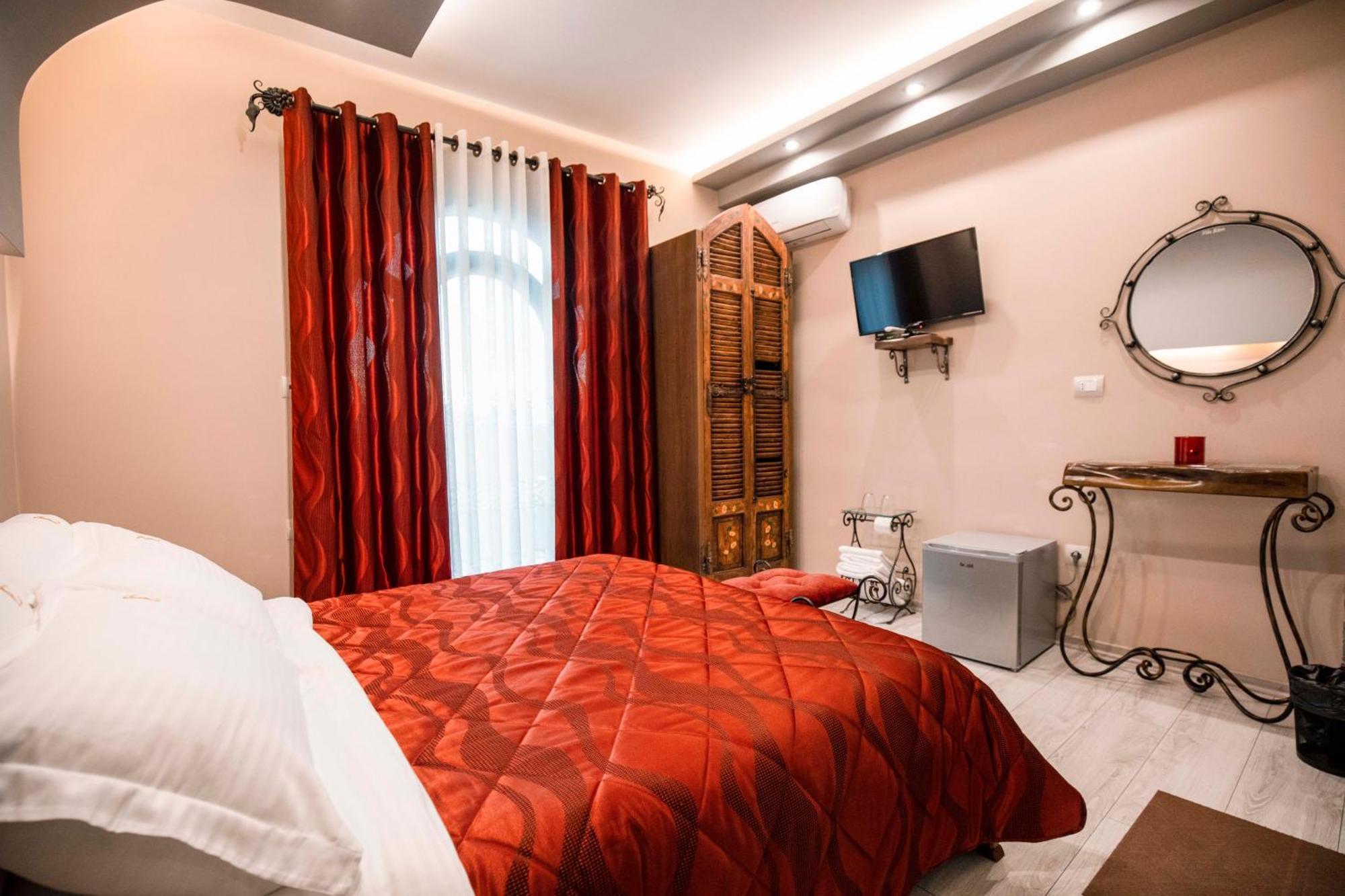 Vila Eden Boutique Hotel Korce Værelse billede