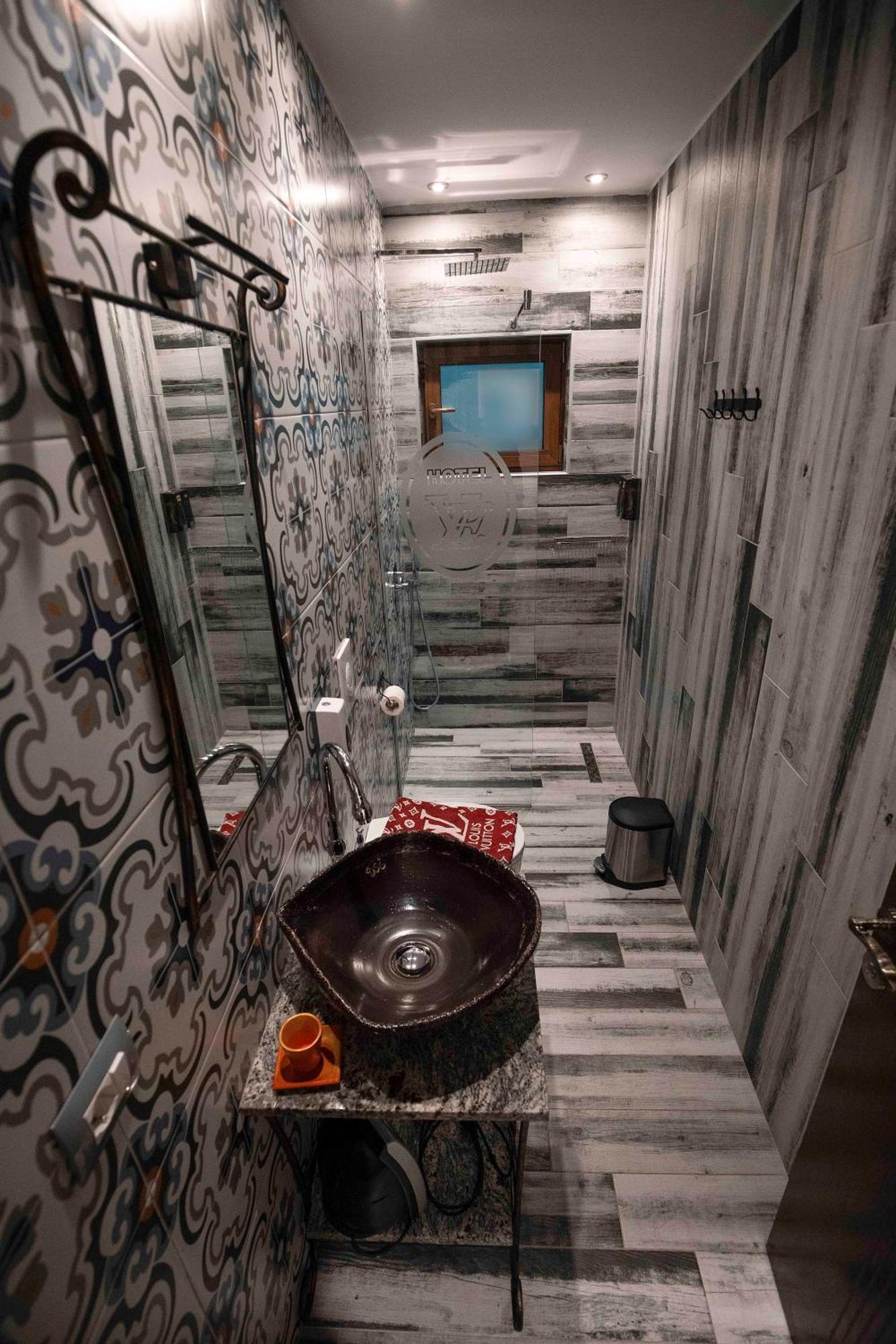 Vila Eden Boutique Hotel Korce Værelse billede