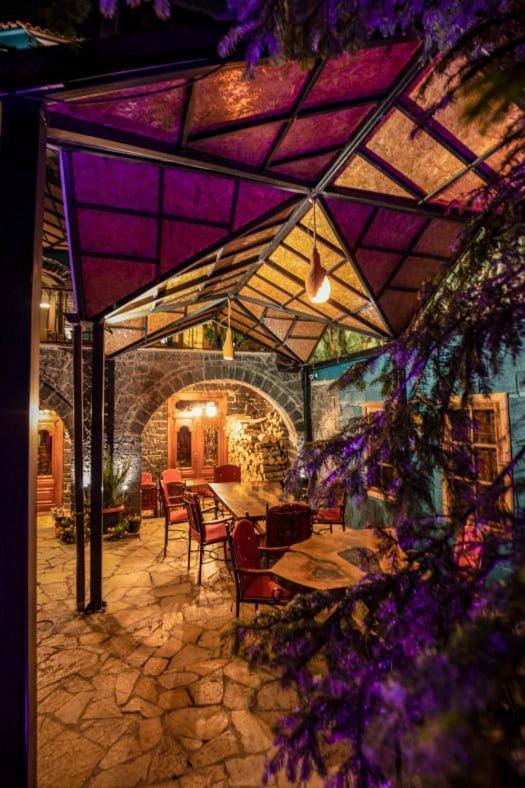 Vila Eden Boutique Hotel Korce Eksteriør billede
